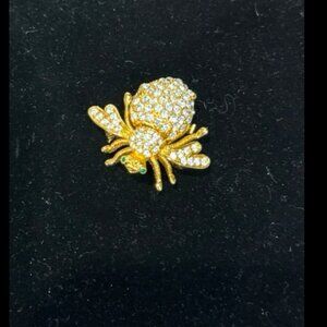 Vintage Joan Rivers Crystal Bee Brooch/Watch ITM850